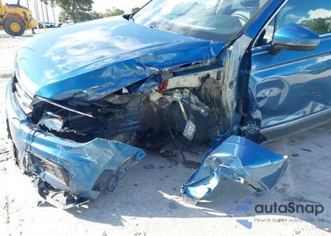 2020 Volkswagen Tiguan 2.0T Se/2.0T Se R-Line Black/2.0T Sel из США, поврежденный, VIN 3VV3B7AXXLM114635